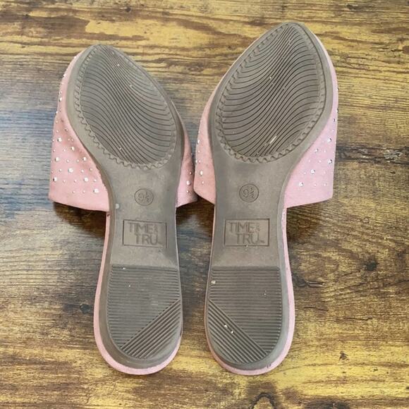 Time & Tru Dusty Pink Studded Rounded Toe Mules - Picture 9 of 11